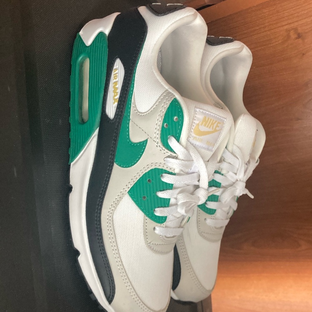 Nike Air Max White and Teal Sneakers
